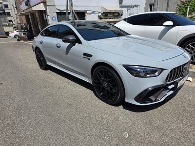 MERCEDES-BENZ GT AMG - 8