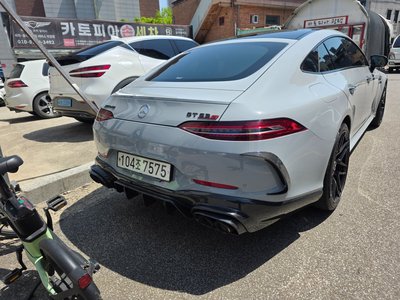 MERCEDES-BENZ GT AMG - 5
