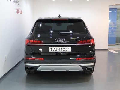 AUDI Q7 - 4