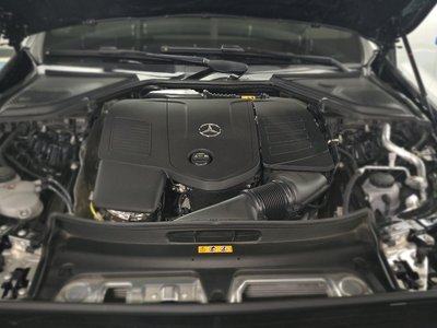 MERCEDES-BENZ E-CLASS - 4