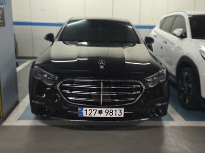 MERCEDES-BENZ E-CLASS - 1