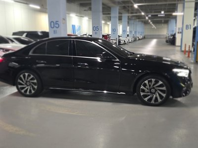 MERCEDES-BENZ E-CLASS - 3