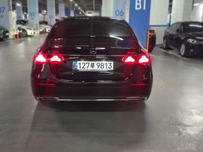 MERCEDES-BENZ E-CLASS - 6