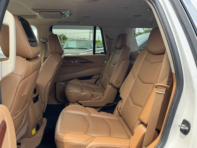 CADILLAC ESCALADE - 7