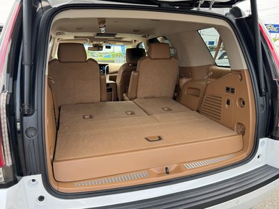 CADILLAC ESCALADE - 9