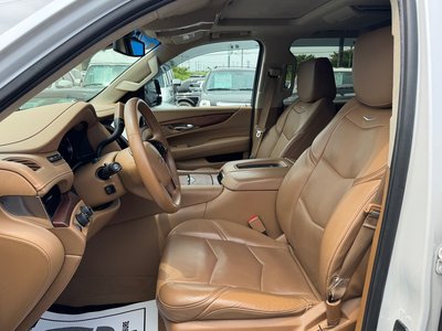 CADILLAC ESCALADE - 6