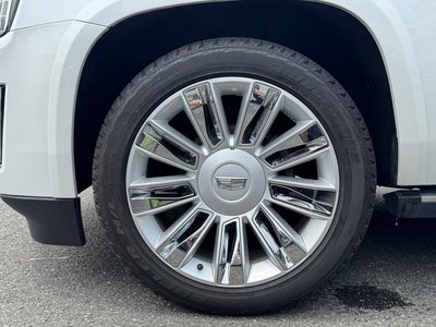 CADILLAC ESCALADE - 5