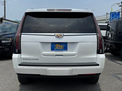 CADILLAC ESCALADE - 4