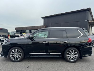LEXUS LX - 8