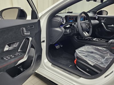 2025 Mercedes-BENZ A-CLASS 缩略图 13