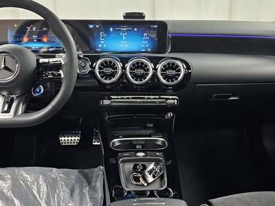 2025 Mercedes-BENZ A-CLASS 缩略图 24