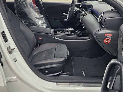 2025 Mercedes-BENZ A-CLASS 缩略图 16