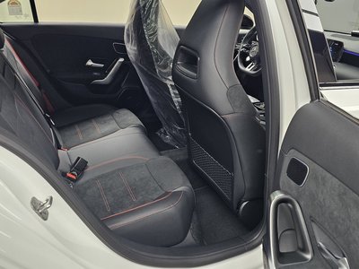 2025 Mercedes-BENZ A-CLASS 缩略图 18