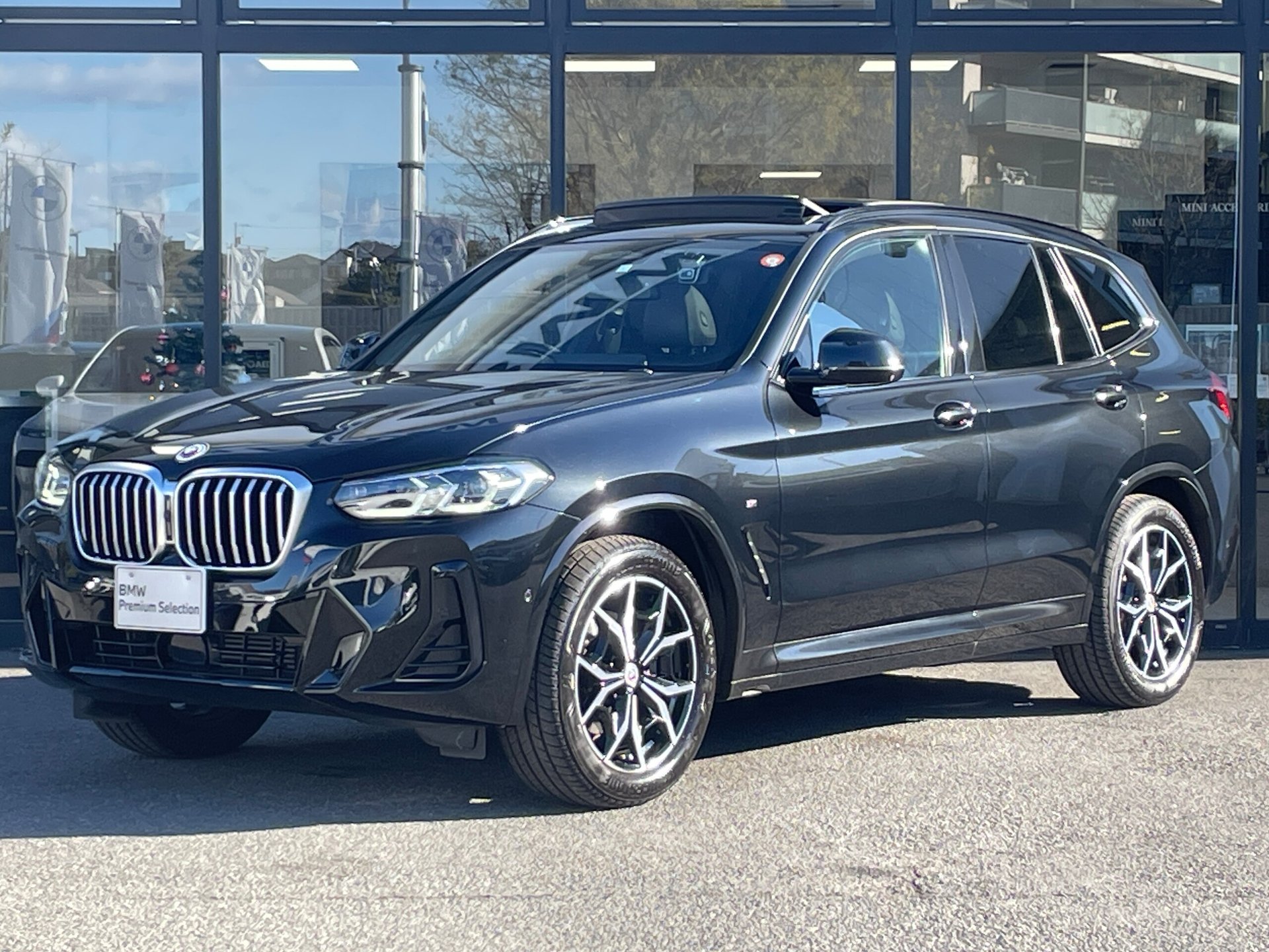 BMW X3 - View 1