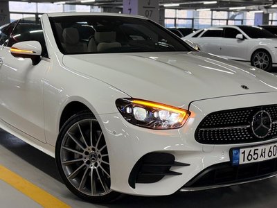 MERCEDES-BENZ E-CLASS - 4