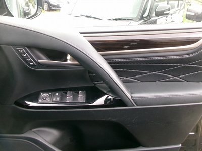 2019 Lexus LX 缩略图 11