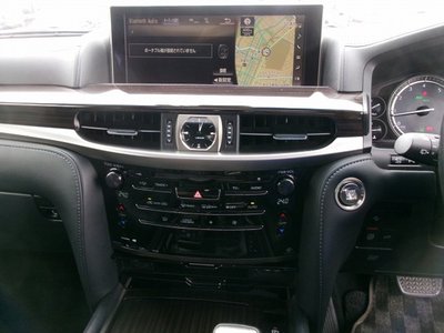 2019 Lexus LX 缩略图 17
