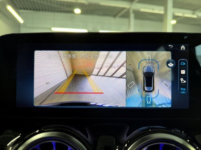 2025 Mercedes-BENZ GLA 缩略图 24