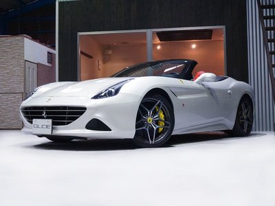 FERRARI CALIFORNIA T