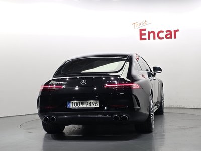 صورة 4 لـ 2021 Mercedes-BENZ GT AMG