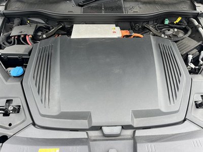 صورة مصغرة 22 لـ 2023 AUDI Q8 E-TRON