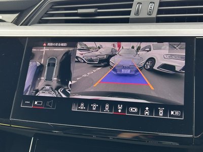 2023 AUDI Q8 E-TRON 照片 8