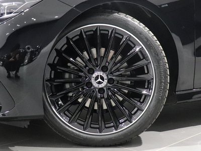 MERCEDES-BENZ CLA - 2