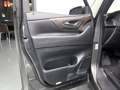 2025 TOYOTA ALPHARD — миниатюра 15