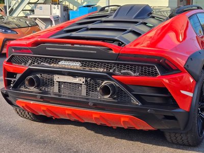 2024 Lamborghini HURACAN — миниатюра 11