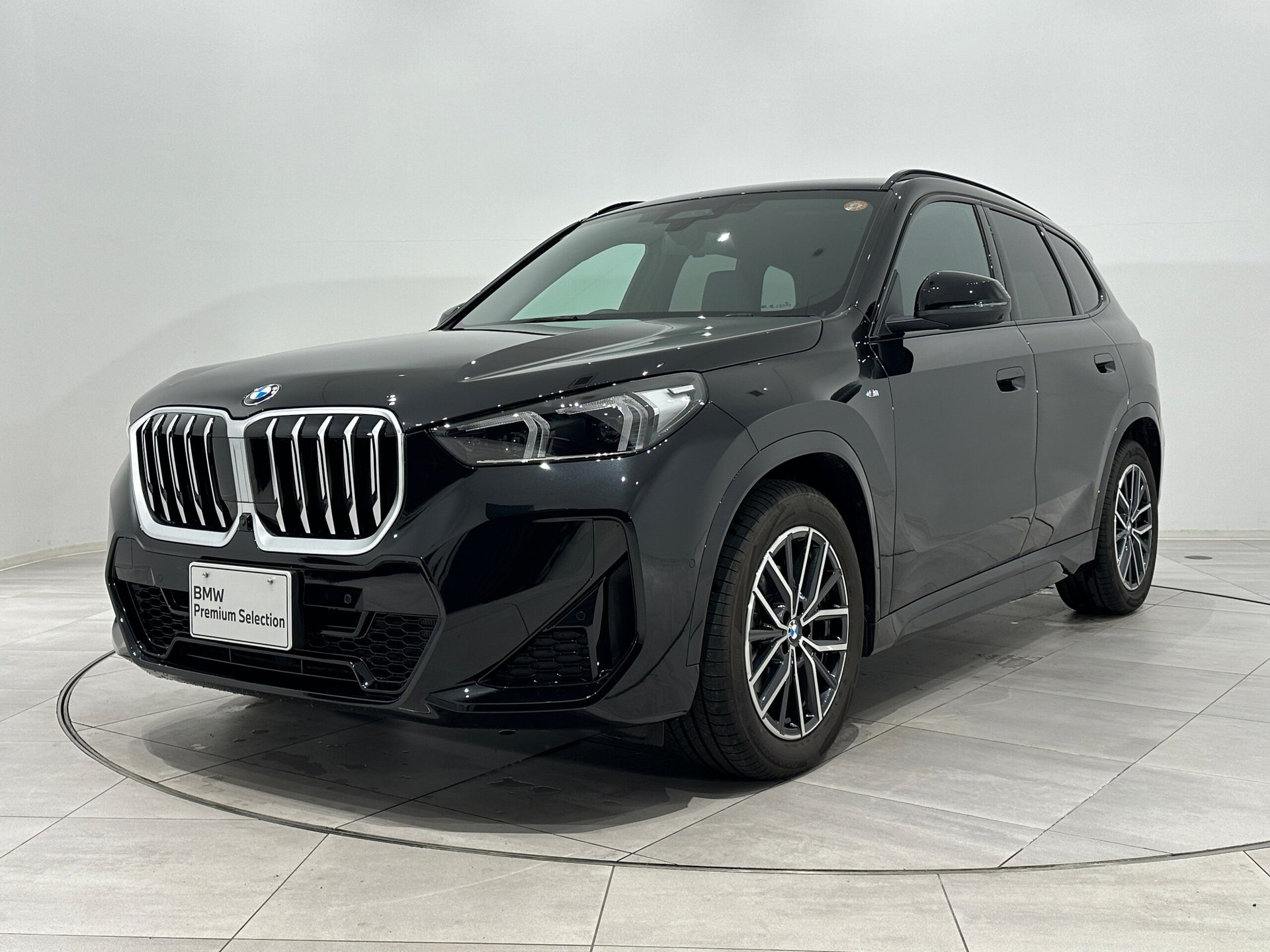 BMW X1 - View 1
