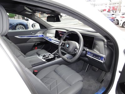 BMW 7 SERIES - 4