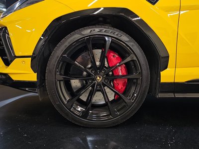 صورة 3 لـ 2024 Lamborghini URUS