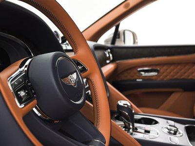 2024 Bentley BENTAYGA thumbnail 28