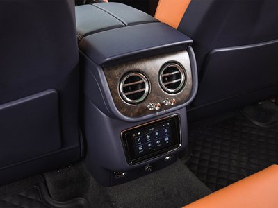 2024 Bentley BENTAYGA thumbnail 19