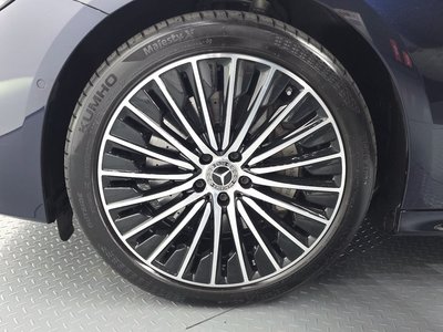 MERCEDES-BENZ E-CLASS - 6