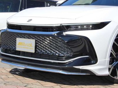 TOYOTA CROWN CROSSOVER - 9