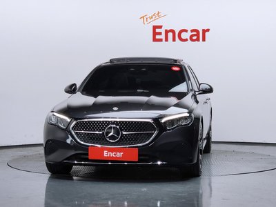 2025 Mercedes-BENZ E-CLASS — фото 2