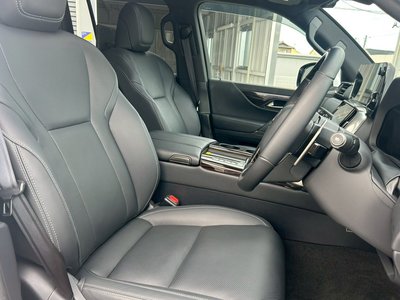 صورة مصغرة 17 لـ 2024 Lexus LX