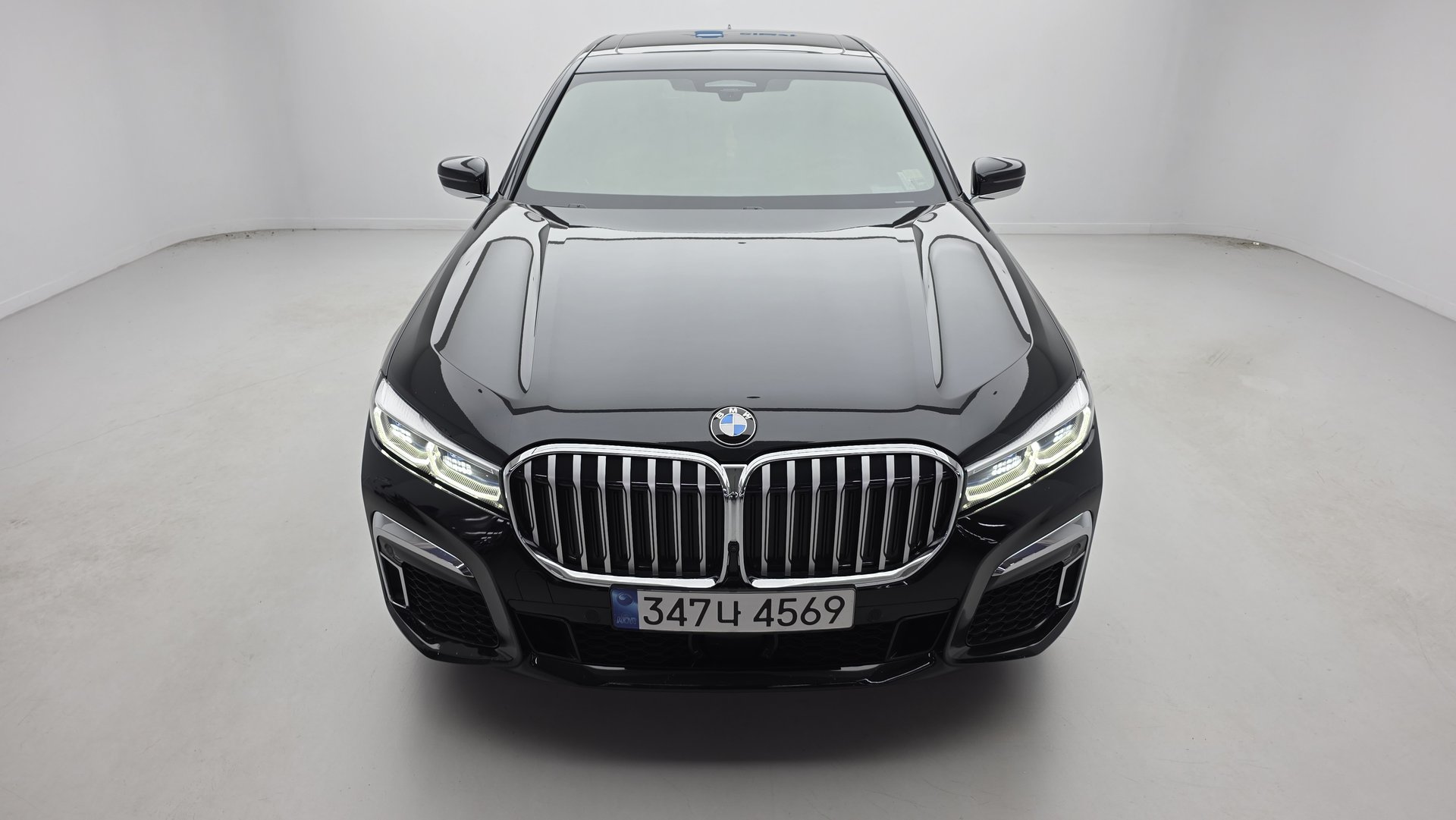 BMW 7 SERIES - View 1