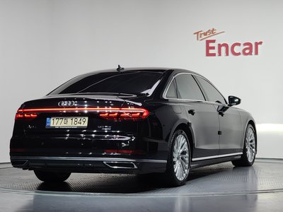 AUDI A8 - 3
