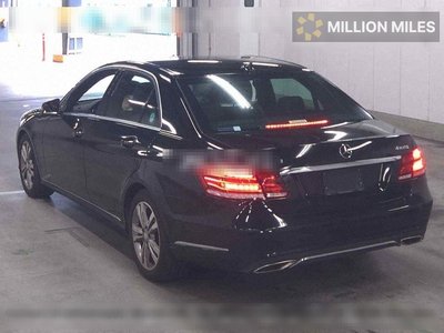 MERCEDES-BENZ E-CLASS - 2