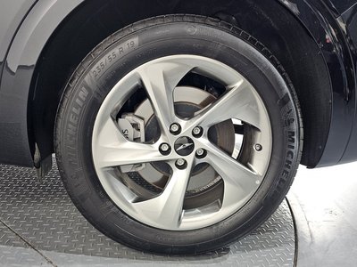 2025 Genesis GV70 photo 8