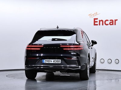 2025 Genesis GV70 photo 3