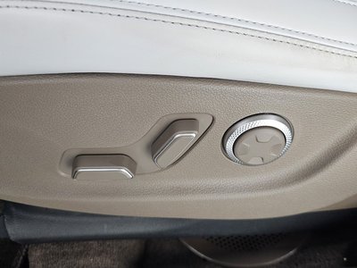 صورة مصغرة 31 لـ 2025 Genesis GV70