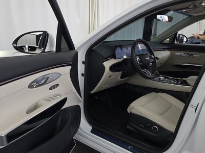 2024 Genesis GV70 — миниатюра 13