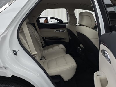 2024 Genesis GV70 — миниатюра 17