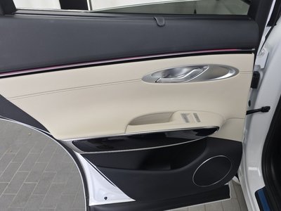 2024 Genesis GV70 — миниатюра 15