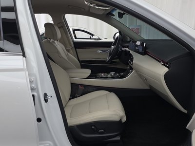 2024 Genesis GV70 — миниатюра 16