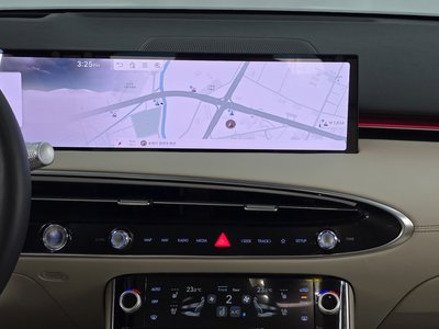 2024 Genesis GV70 — миниатюра 18