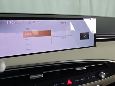 2024 Genesis GV70 — миниатюра 30
